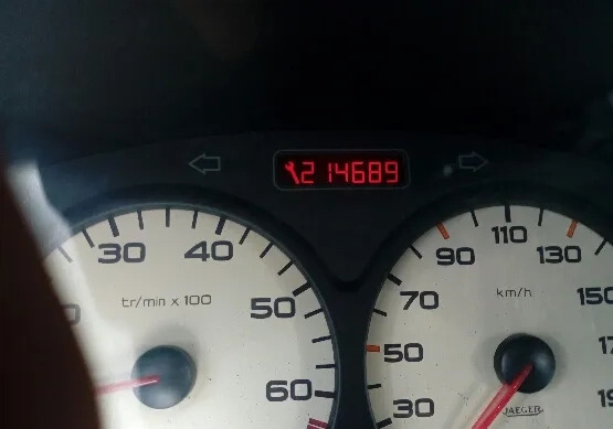 Peugeot 206 cena 2600 przebieg: 214689, rok produkcji 2001 z Olsztyn małe 37